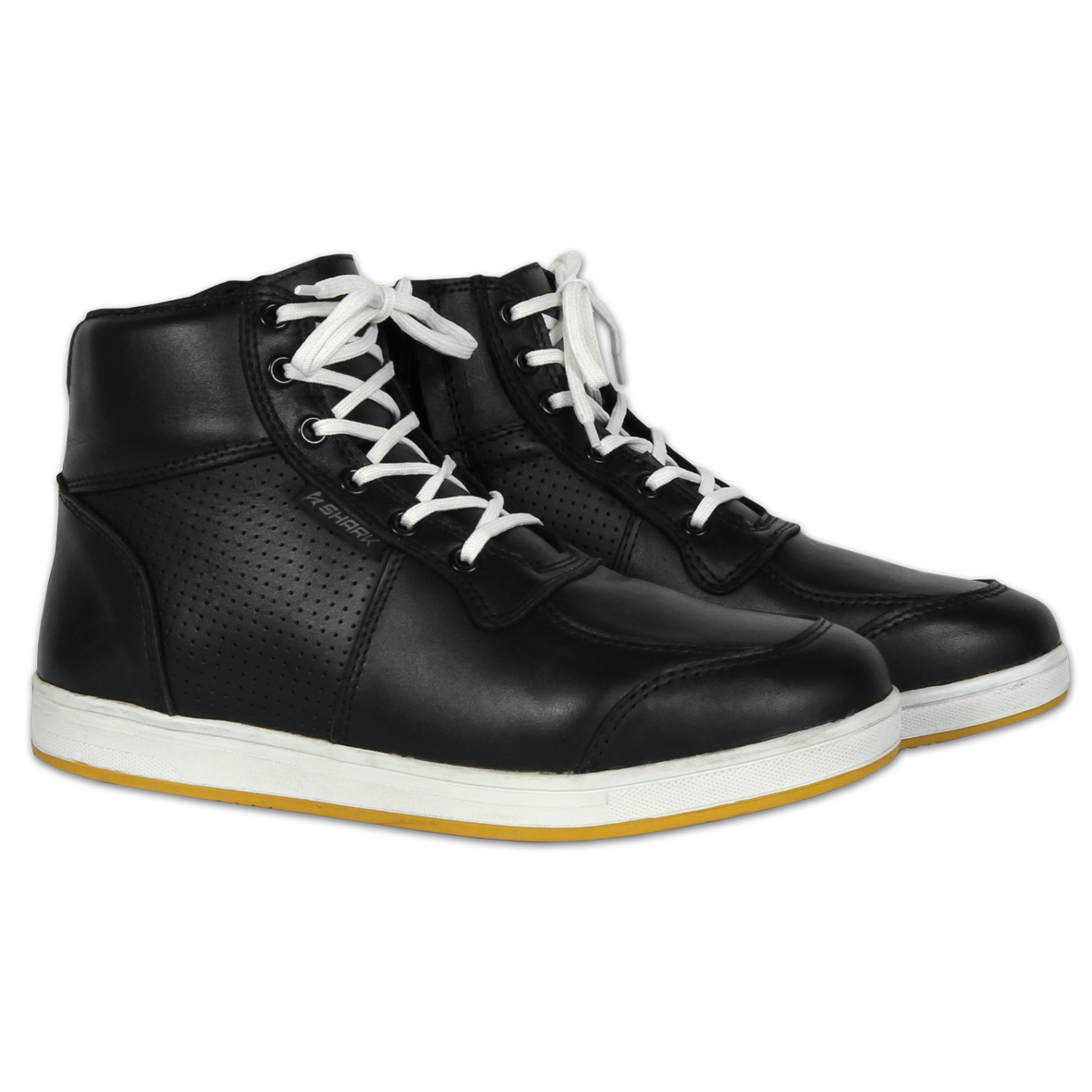 Shark Leather Classic Sneakers [Black - 38]